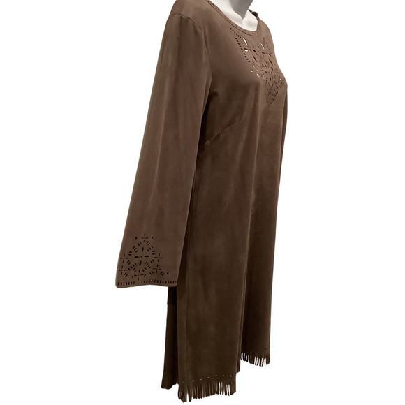 MAX STUDIO FAUX SUEDE LASER CUT FRINGE DRESS M NWOT - Picture 5 of 8